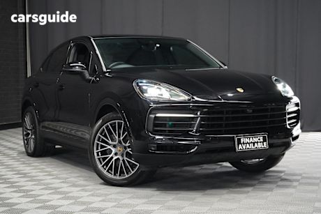 Black 2020 Porsche Cayenne Wagon