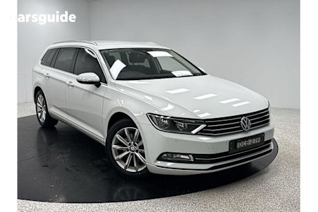 White 2015 Volkswagen Passat Wagon 132TSI COMFORTLINE F