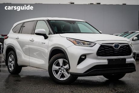 White 2023 Toyota Kluger Wagon GX Hybrid AWD
