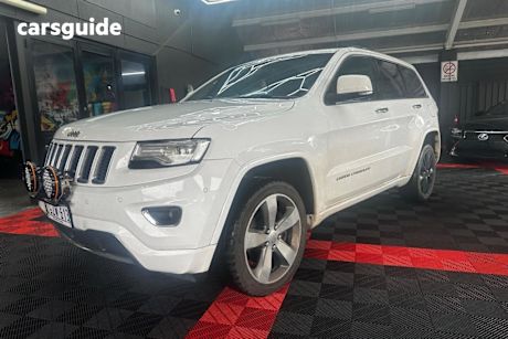 White 2014 Jeep Grand Cherokee Wagon Overland (4X4)
