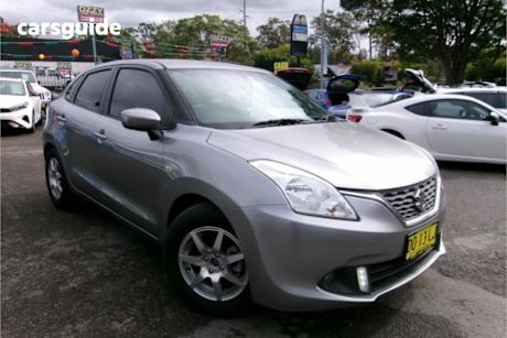 Silver 2016 Suzuki Baleno Hatchback GL
