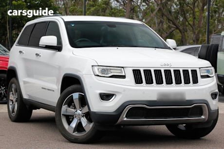 White 2015 Jeep Grand Cherokee Wagon Limited (4X4)