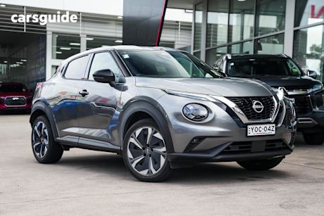 Grey 2024 Nissan Juke Hatchback ST-L
