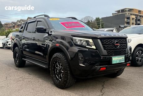 Black 2022 Nissan Navara Dual Cab Pick-up PRO-4X (4X4)