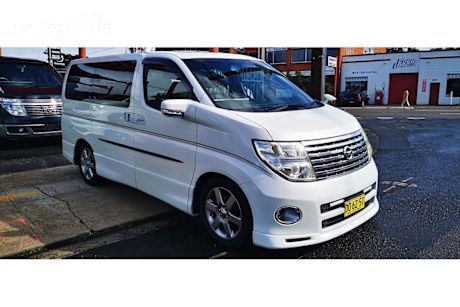 White 2007 Nissan Elgrand SUV HIGHWAY STAR R