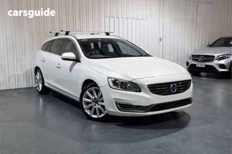 White 2014 Volvo V60 Wagon T5 Luxury