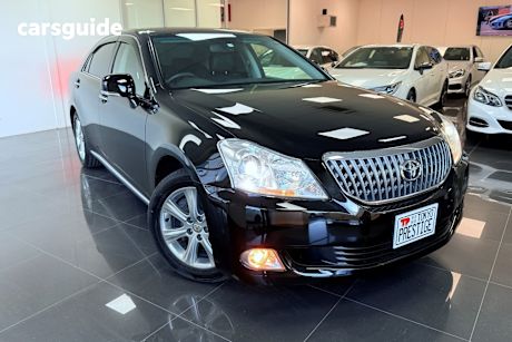 Black 2010 Toyota Crown Sedan MAJESTA (HYBRID)