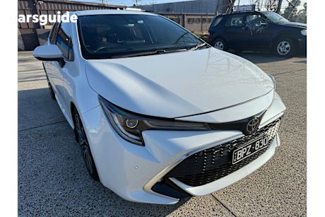 White 2021 Toyota Corolla Hatch ZR F
