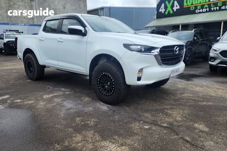 White 2022 Mazda BT-50 Dual Cab Pick-up Xs (4X4)