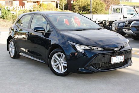 Black 2018 Toyota Corolla Hatch ASCENT F