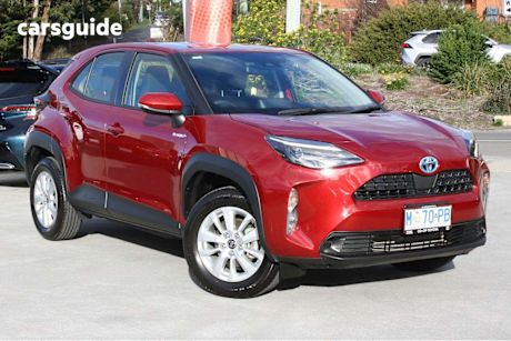 Red 2022 Toyota Yaris Cross Wagon GX 4X4