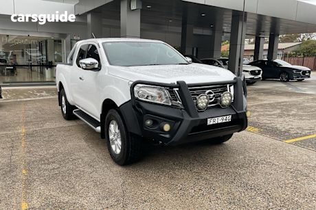 White 2019 Nissan Navara King Cab Pickup ST (4X4)