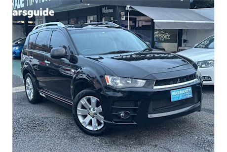 Black 2010 Mitsubishi Outlander Wagon LS 4X4