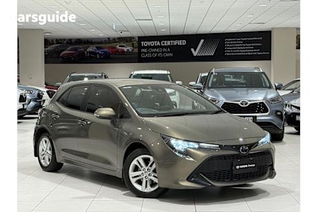 Brown 2019 Toyota Corolla Hatch ASCENT SPORT F