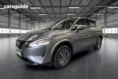 Grey 2023 Nissan Qashqai Wagon ST