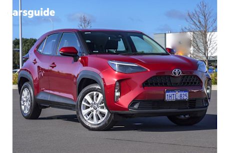 Red 2022 Toyota Yaris Cross Wagon GX