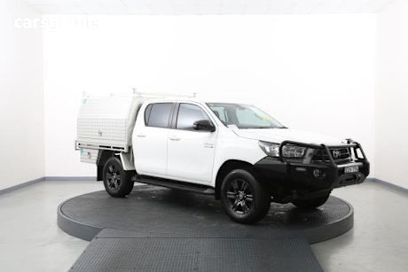 White 2022 Toyota Hilux Double Cab Chassis SR (4X4)