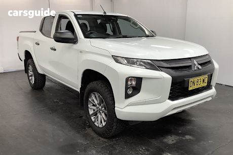 White 2019 Mitsubishi Triton Double Cab Pick Up GLX Adas (4X4)