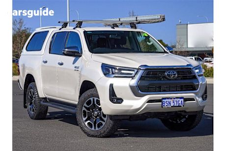 2020 Toyota Hilux Double Cab Pick Up SR5 (4X4)