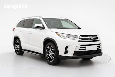 White 2017 Toyota Kluger Wagon Grande (4X2)