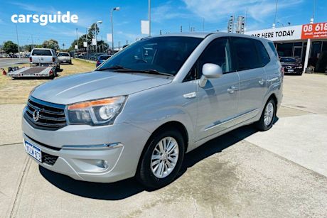 Silver 2013 Ssangyong Stavic Wagon