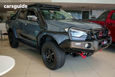 Grey 2024 Isuzu D-MAX Crew Cab Utility LS-U+ (4X4)