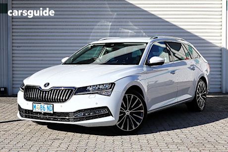 White 2022 Skoda Superb Wagon Style