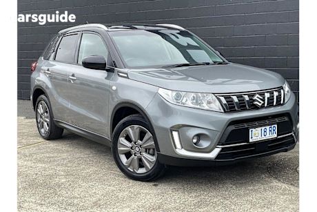 Grey 2019 Suzuki Vitara SUV F