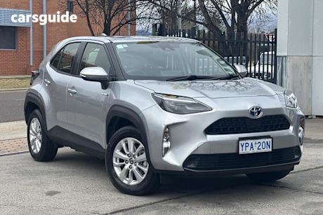 Silver 2021 Toyota Yaris Cross Wagon GX Hybrid