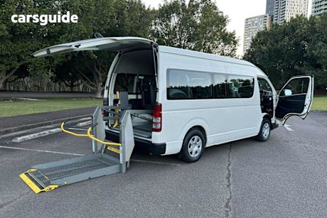 White 2011 Toyota Hiace Bus Commuter