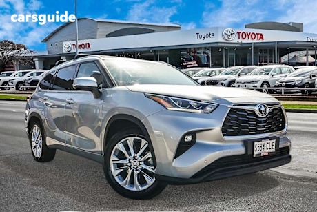 Silver 2021 Toyota Kluger SUV GRANDE F