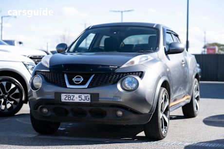 Grey 2014 Nissan Juke Wagon ST Midnight