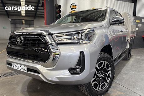 Silver 2022 Toyota Hilux Double Cab Pick Up SR5 (4X4)