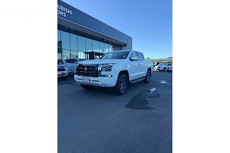 White 2024 Mitsubishi Triton Ute Tray GLS 4X4