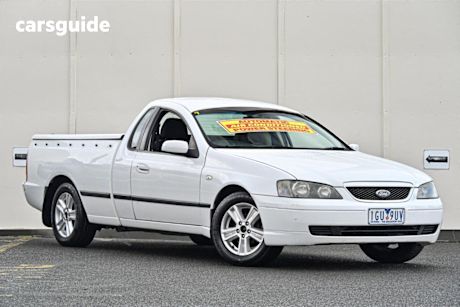 White 2005 Ford Falcon Ute Tray XL Ute Super Cab