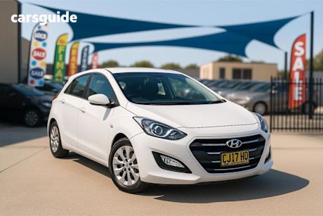 White 2016 Hyundai I30 Hatchback Active