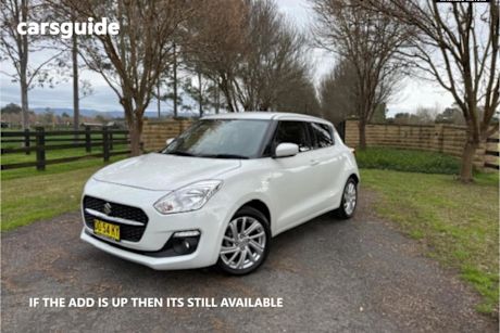 White 2023 Suzuki Swift Hatchback GL Navi