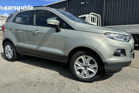 Green 2014 Ford Ecosport Wagon Trend