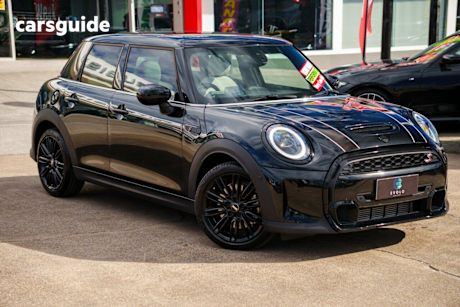 Black 2023 Mini Cooper Hatchback S Mini Yours 5D Hatch
