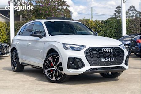 White 2025 Audi Q5 SUV 55 TFSI E S LINE 4X4