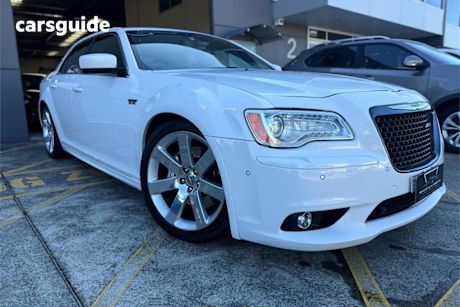 White 2014 Chrysler 300 Sedan SRT8