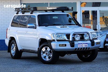 White 2006 Nissan Patrol Wagon ST-L (4X4)