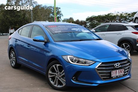 Blue 2017 Hyundai Elantra Sedan Elite 2.0 MPI (sunroof)