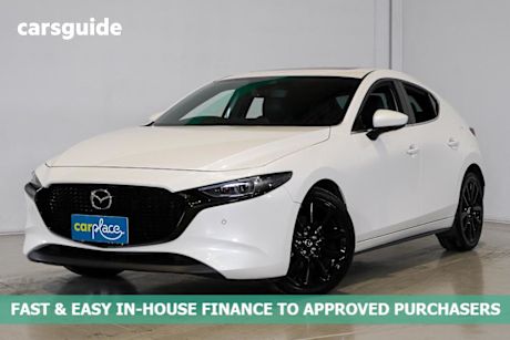 White 2022 Mazda 3 Hatchback G25 Astina