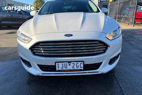 Silver 2017 Ford Mondeo Hatchback Ambiente