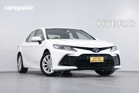 White 2021 Toyota Camry Sedan