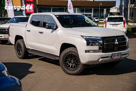 White 2025 Mitsubishi Triton Double Cab Pick Up GLS (4X4)