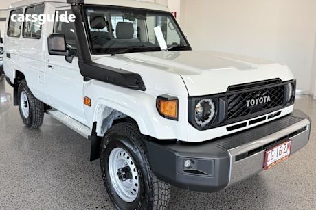White 2025 Toyota Landcruiser Wagon GXL Troopcarrier