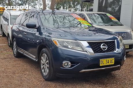 Blue 2014 Nissan Pathfinder Wagon ST-L (4X4)