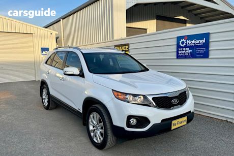 White 2010 Kia Sorento Wagon SLI (4X4)